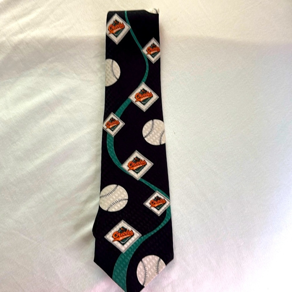Vintage Authentic Ralph Marlin 1992 Baltimore Orioles Baseball Silk Tie